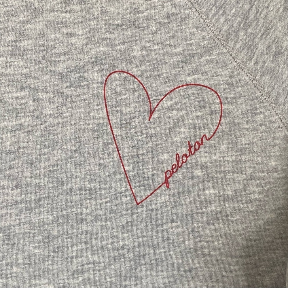 Peloton Sweatshirt Womens Small S Gray Pullover Crewneck Heart Ride Sweat Love - Picture 2 of 7